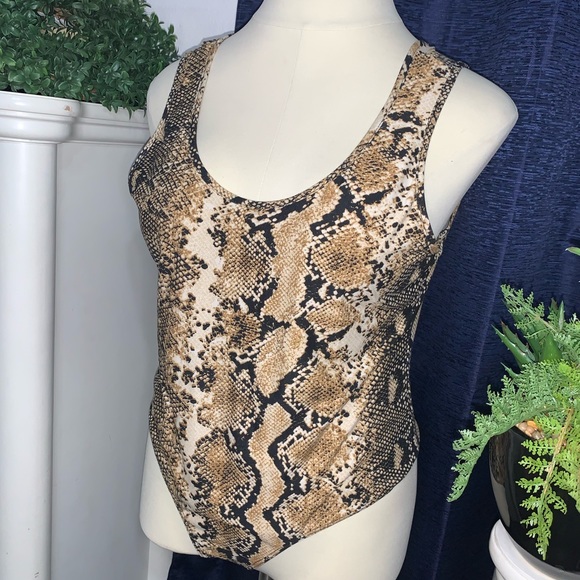 FASHIONNOVA CURVE Sleeveless 1X Snakeskin BodySuit - Picture 1 of 5